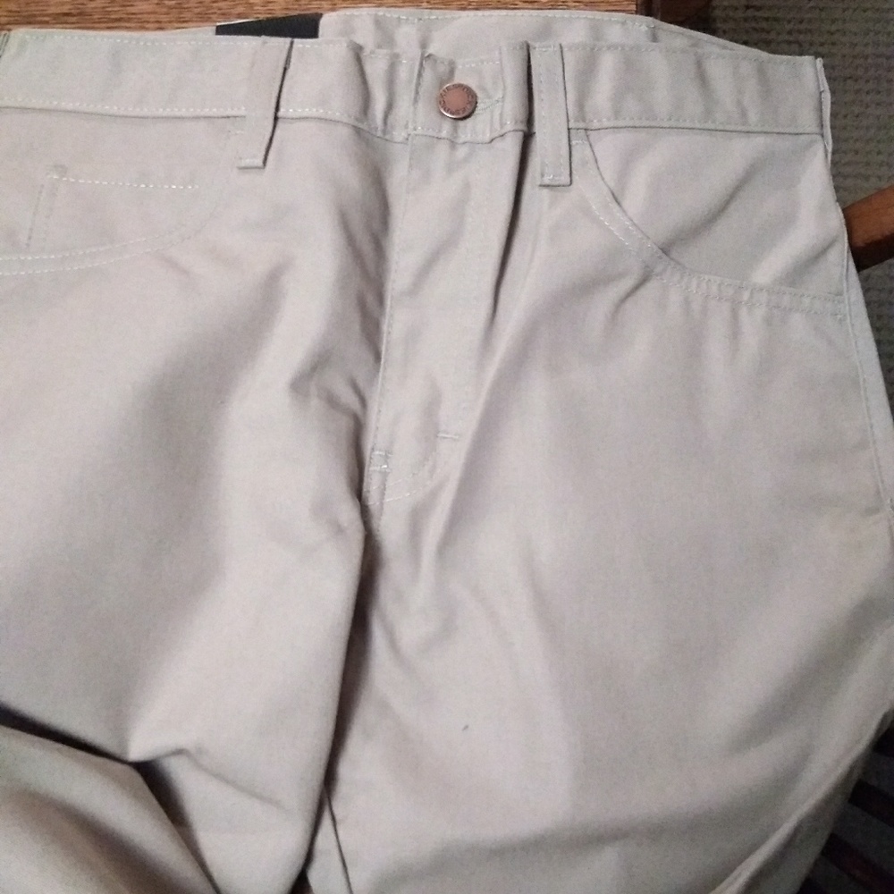 Dickies - Picture 2 of 3